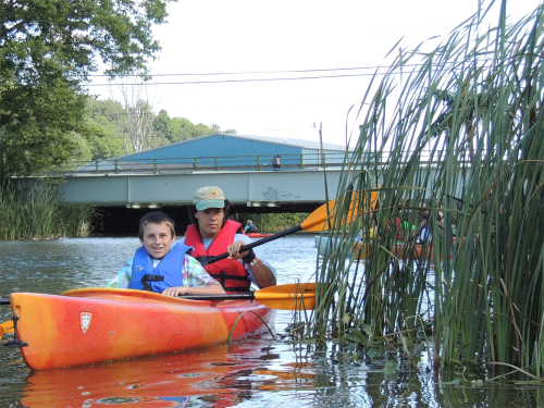 Canoeing and kayaking on Irondequoit Bay